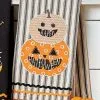 Gestreiftes Geschirrtuch Happy Halloween Kürbis -Karneval Universe Verkäufe halloween geschirrtuch happy halloween kuerbis halloween dishtowel happy halloween pumpkins halloween homeware 53110
