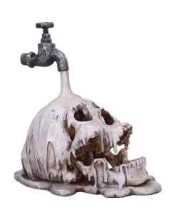 Tapped Drowning Totenkopf 9 Tapped Drowning Totenkopf -Karneval Universe Verkäufe tapped drowning totenschaedel deko gothic halloween und horror deko tapped drowning skull decor 51004 4